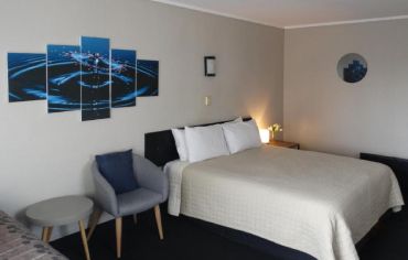 Large Studio Unit
