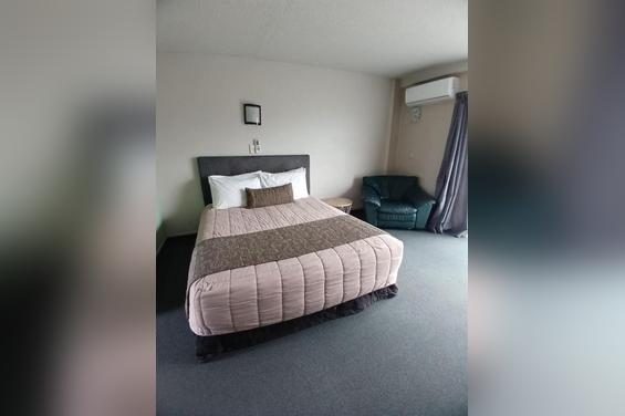 Large Studio Unit